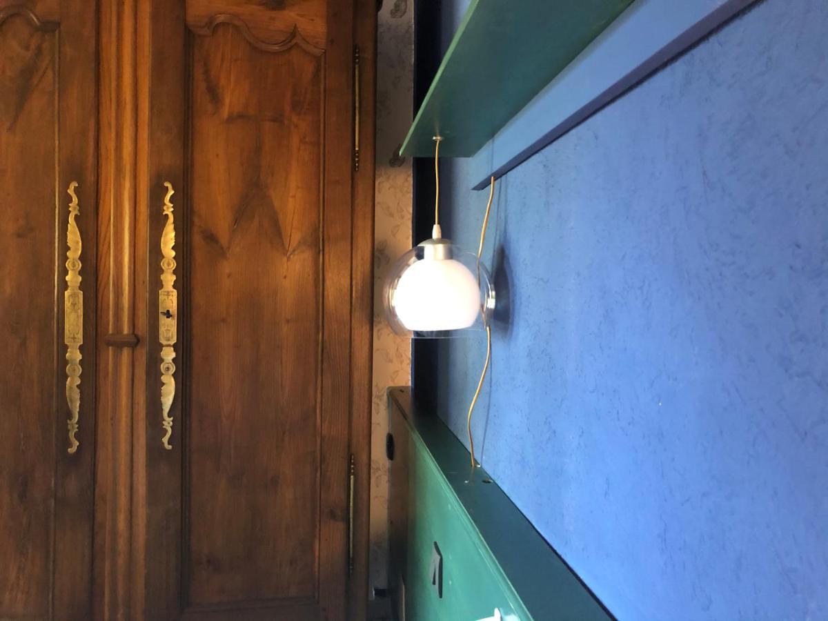 La Grosse Talle Sepvret Extérieur photo